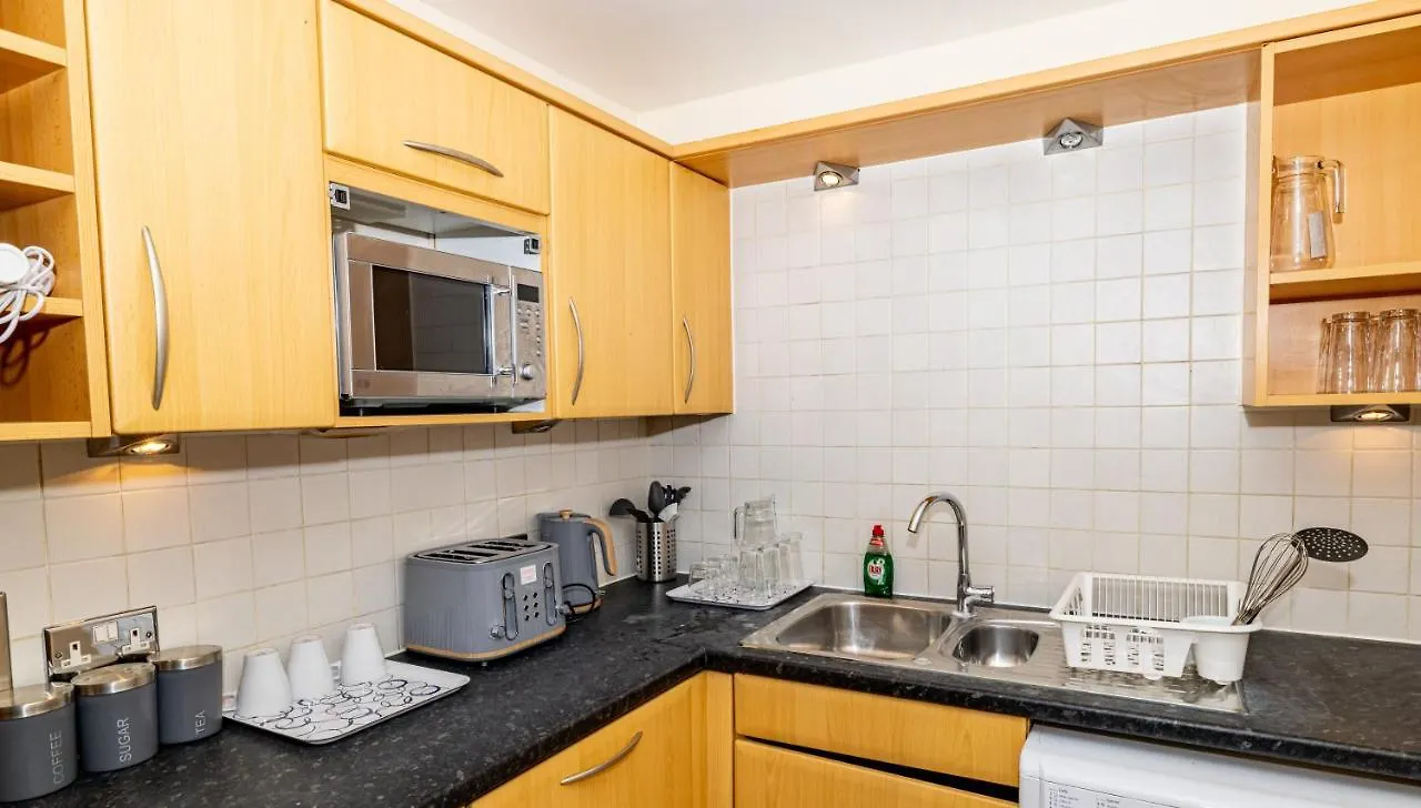 Two Bed Apartment Near Canary Wharf Londýn 0*,